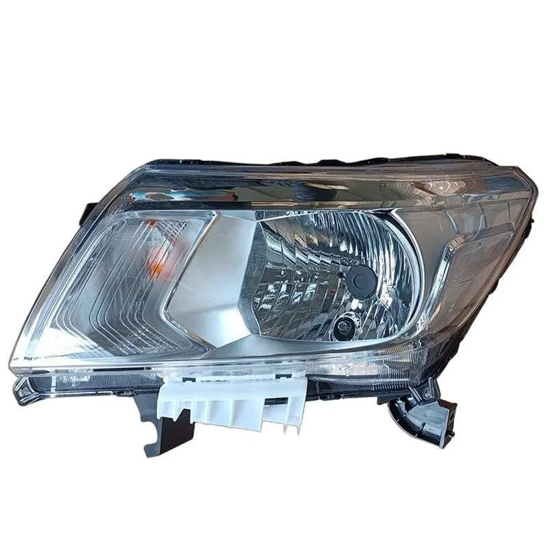 Phare 26060-4JA0B — NISSAN NAVARA 2014-2016