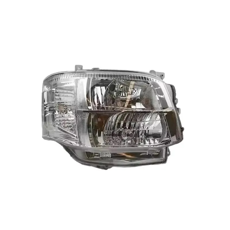Scheinwerfer R:81145-26650 — TOYOTA HIACE 2010